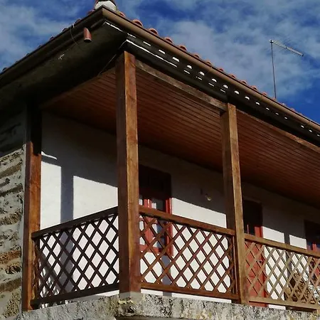 Casa De Sao Nicolau Feriehus *