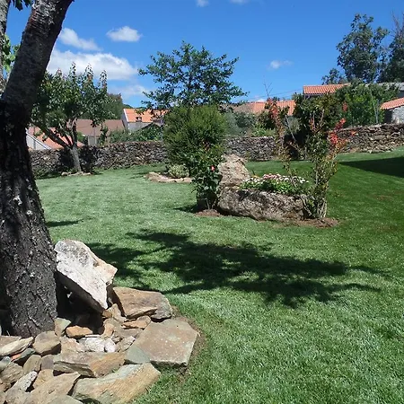 Casa De Sao Nicolau Feriehus *