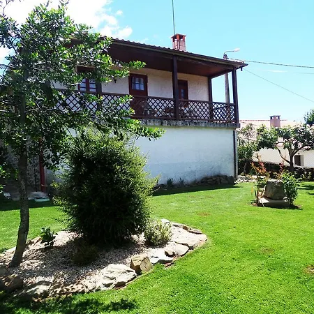 Casa De Sao Nicolau Macedo de Cavaleiros
